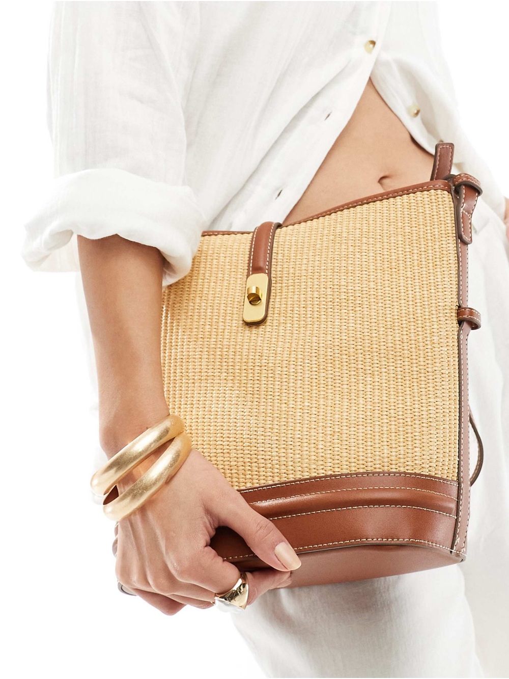 MANGO Raffia Coastal Boho Bucket Bag Natural Brown Tan Woven Shoulder Bag Large